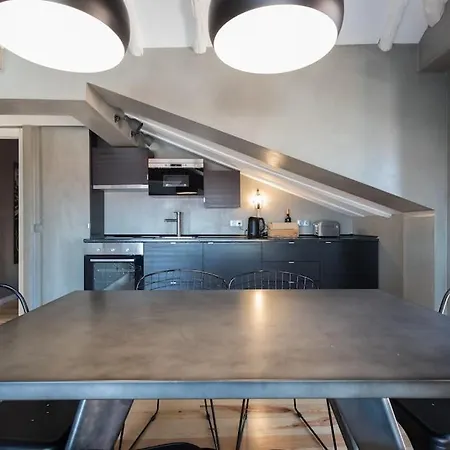 Fantastico Em Alfama Terraco Panoramico Com Vista De Rio - 2 Bedroom Lisboa